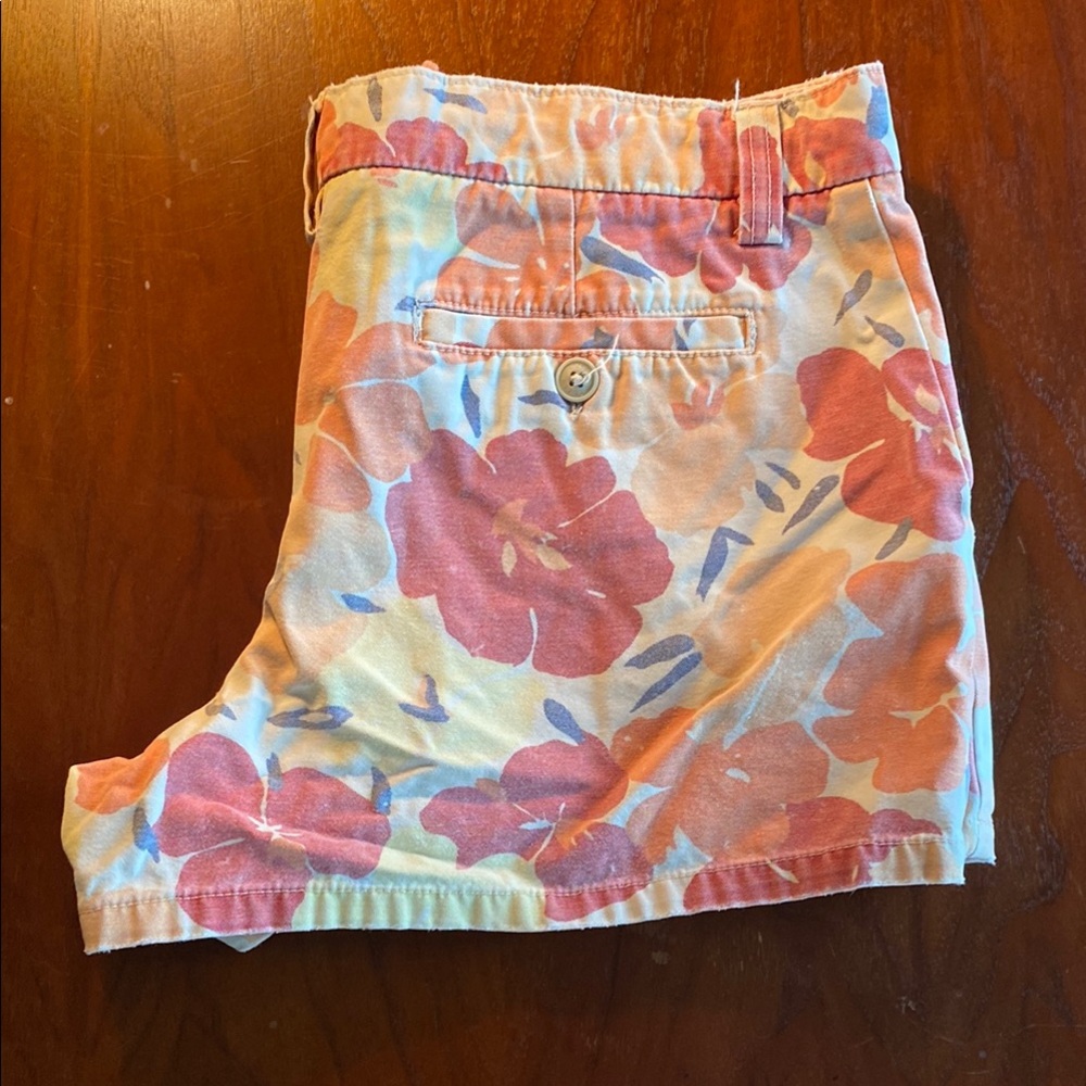 90s Vintage American Eagle | Retro Hawaiian Floral print Women's Shorts